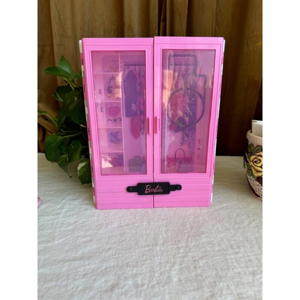 Barbie Wardrobe